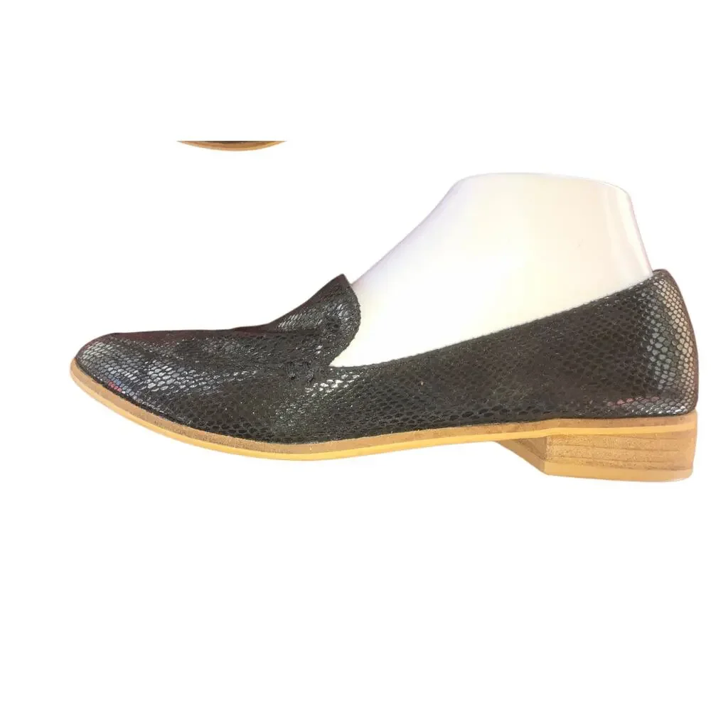 Beast Fashion Shoes Womens Size 8 Snakeskin Loafers Black Faux Leather‎
